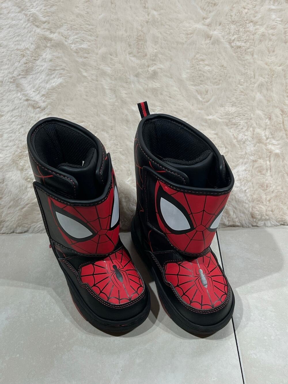 Marvel Spider-Man Toddler Boys Winter Boots Size 8 Light Up EUC Red Black